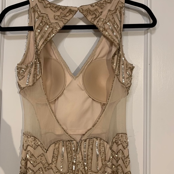 ADRIANNA PAPELL FORMAL EVENING DRESS - Picture 3 of 8